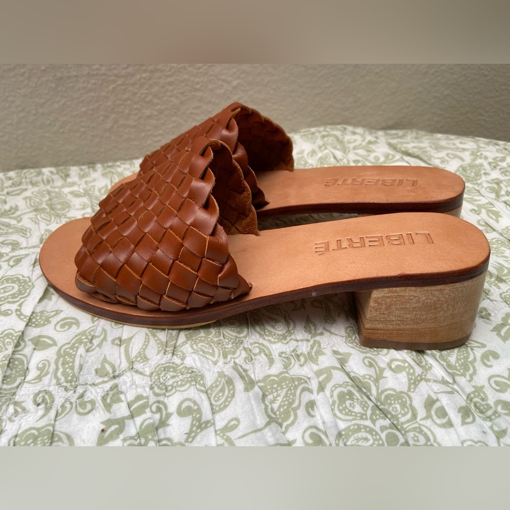 Liberte leather mule sandals size 8